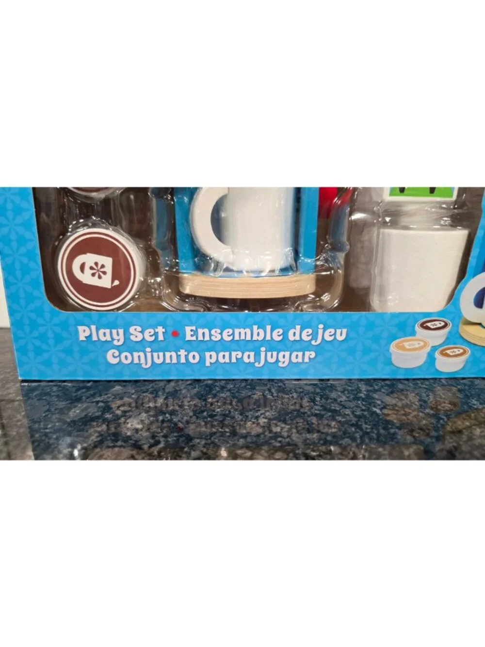 MELISSA AND DOUG BREW AND SERVE COFFEE BARISTA WOODEN PLAY KITCHEN FAKE FOOD SET